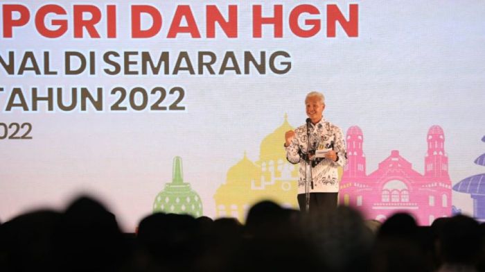 Curhat Putri Ariani ke Jokowi Kini Ponsel Mati Kebanjiran Notifikasi ... Curhat Jokowi di Hadapan Alumni: “Semua Saya Diserang, Sampai KKN”