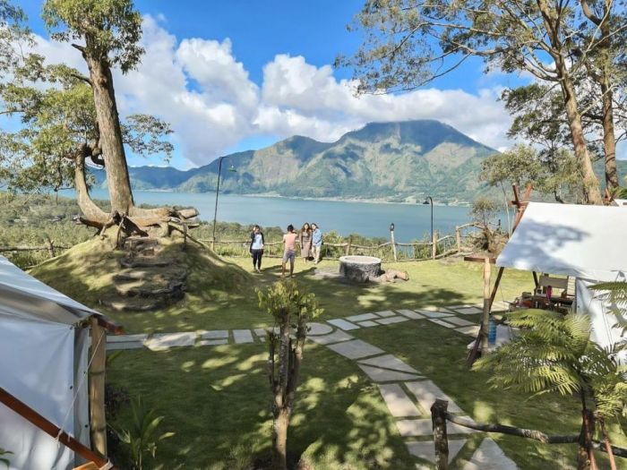 Tren Glamping untuk Pecinta Alam